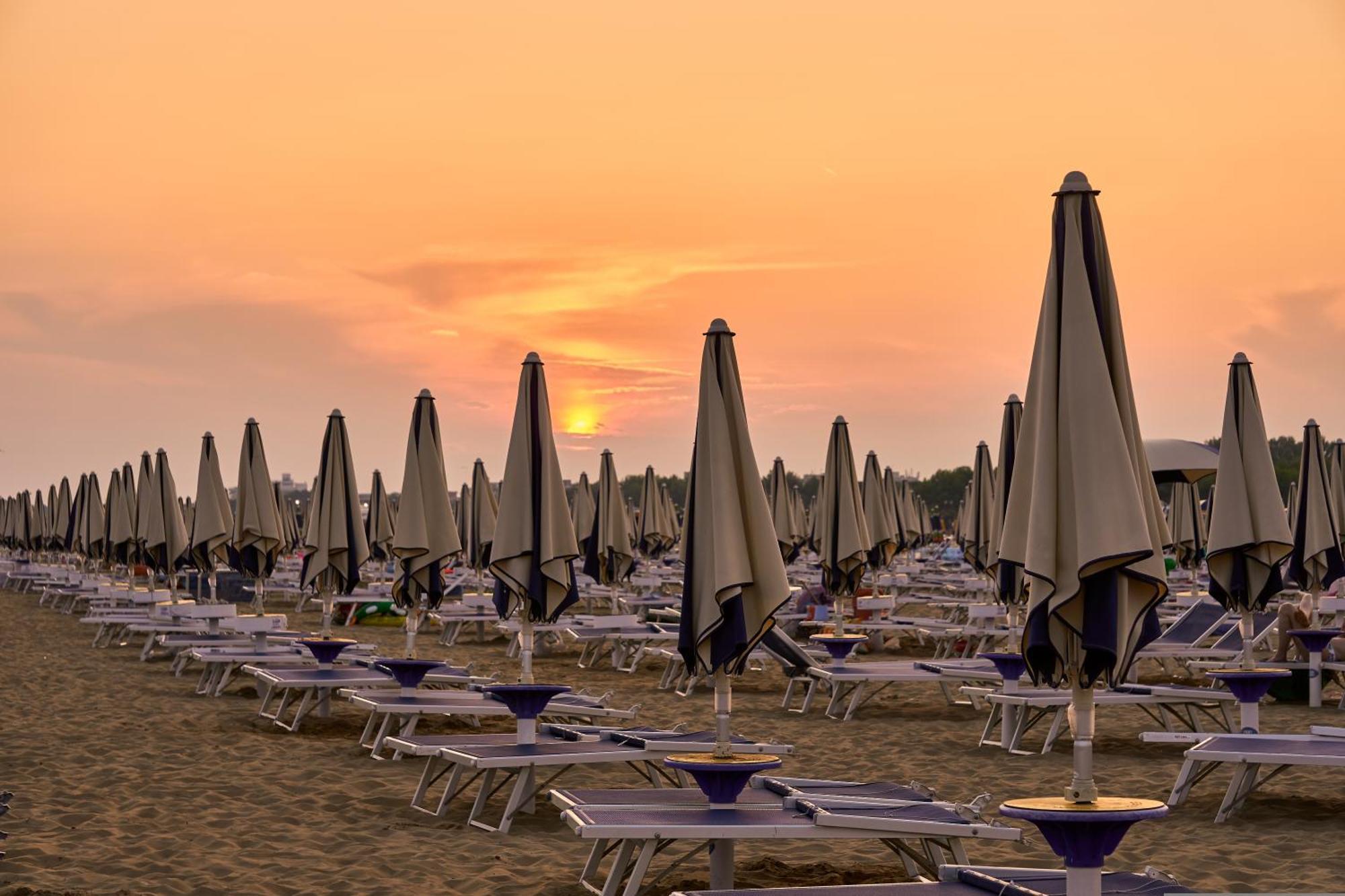 Seafront Luminous Flat In Bibione - Beahost Leilighet Eksteriør bilde